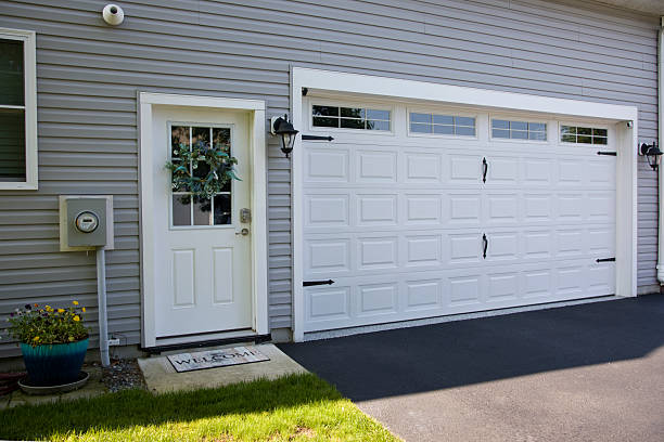 24/7 Emergency Garage Door Panel Replacement experts in Columbia, CA